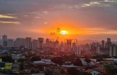 Imagem: O apartamento possui 2 Dormitórios, 2 Banheiros, 2 Vagas na
