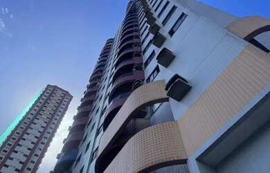 Imagem: O apartamento possui 3 Dormitórios, 3 Banheiros, 2 Vagas na