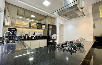 Imagem 6: MARAVILHOSA CASA COM FINO ACABAMENTO, REPLETO EM ARMÁRIOS PLANEJADOS,...