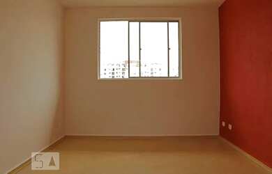 Imagem: O apartamento possui 3 Dormitórios, 1 Banheiro, 1 Vaga na garagem