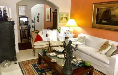 Imagem: O apartamento possui 3 Dormitórios, 3 Banheiros, 110m² de