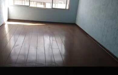 Imagem: O apartamento possui 3 Dormitórios, 1 Banheiro, 1 Vaga na garagem