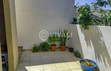 Imagem 16: Casa de rua - / Residencial / Jardim Virgínia