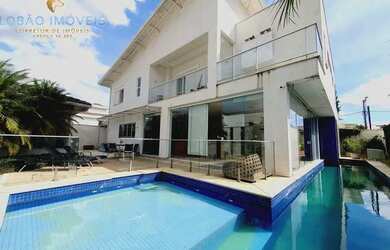 Imagem: Casa de Alto Padrão no Condomínio Limeira Tênis Club em Resende