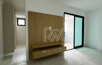 Imagem: O apartamento possui 1 Dormitório, 1 Banheiro, 1 Vaga na garagem