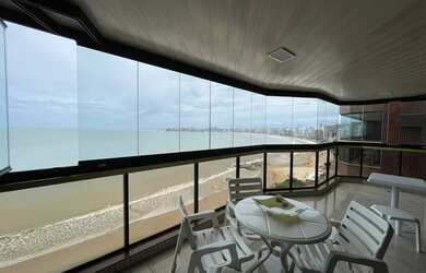 Imagem 2: Apartamento para venda tem 170 metros quadrados com 4 quartos em Praia...