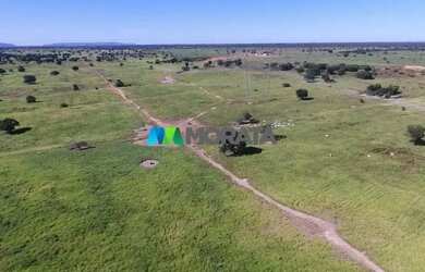 Imagem: A fazenda possui 2.500m² de Área e está localizado em Jaíba