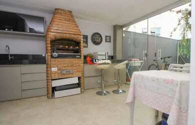 Imagem: O apartamento possui 3 Dormitórios, 2 Banheiros, 2 Vagas na