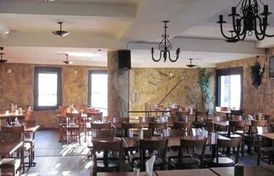 Imagem: O depósito possui 1 Vaga na garagem, 700m² de Área e está