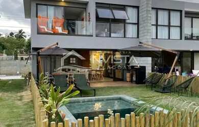 Imagem: A casa possui 3 Dormitórios, 3 Banheiros, 200m² de Área e