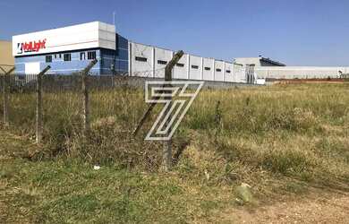 Imagem: TERRENO à venda com 10000m² por R$ 5.500.000,00 no bairro