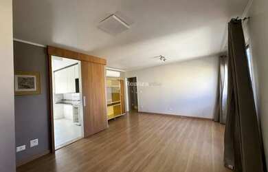 Imagem: O apartamento possui 3 Dormitórios, 3 Banheiros, 2 Vagas na