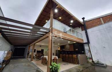 Imagem 2: Sobrado à venda, Jardim Jaqueira, Caraguatatuba, SP