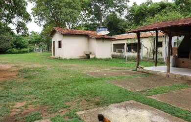 Imagem: A chácara possui 15.000m² de Área e está localizado em