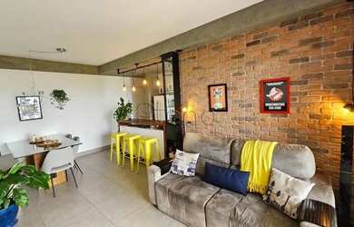 Imagem: O apartamento possui 3 Dormitórios, 2 Banheiros, 2 Vagas na