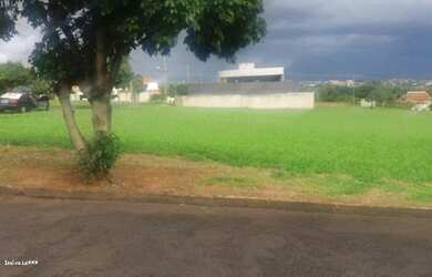 Imagem: O terreno possui 1.039m² de Área e está localizado em Centro