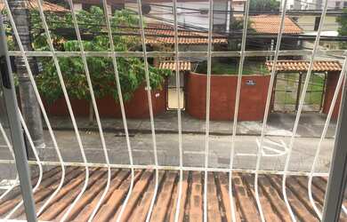 Imagem: A kitnet possui 1 Dormitório, 1 Banheiro e 1 Vaga na garagem