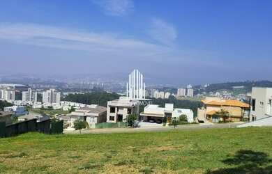 Imagem: O terreno possui 555m² de Área e está localizado em Tamboré