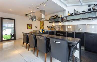 Imagem 6: CASA - JARDIM PAULISTA. Piscina, Área de serviço, Lareirae2 Vagas na...