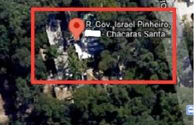 Imagem: O terreno possui 4400m² de Área e Piscina e está localizado