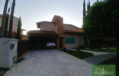 Imagem: A casa em condomínio possui 4 Dormitórios, 5 Banheiros, 4