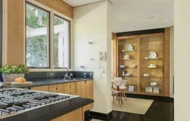 Imagem 12: Chácara Flora. 1.300m² de Área, 5 Vagas na garageme5 Dormitórios