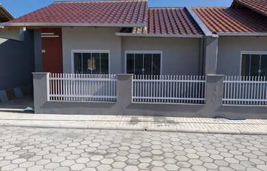 Imagem: A casa possui 2 Dormitórios, 1 Banheiro, 73m² de Área e