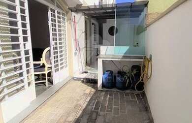 Imagem 11: Casa à venda, 250m² com 4 dormitórios sendo 1 suíte, 4 banheiros,...