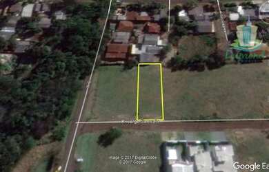 Imagem: O terreno possui 542m² de Área e está localizado em Maracana