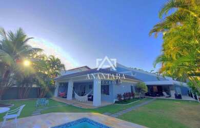 Imagem: A casa em condomínio à venda possui 5 Dormitórios, 5 Banheiros