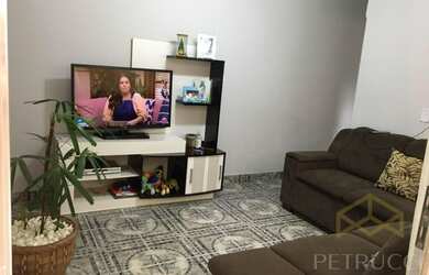 Imagem: A casa possui 4 Dormitórios, 4 Banheiros, 2 Vagas na garagem