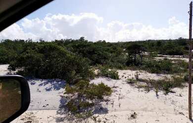 Imagem: O terreno possui 705m² de Área e está localizado em Praia