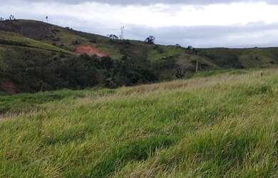 Imagem 2: Lote/Terreno para venda possui 600 metros quadrados em Arujázinho I,...