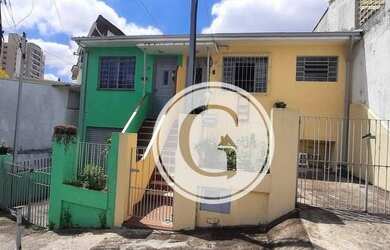 Imagem: A casa possui 5 Dormitórios, 3 Banheiros, 2 Vagas na garagem