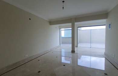 Imagem: O apartamento na cobertura possui 3 Dormitórios, 5 Banheiros