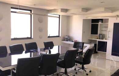 Imagem: O depósito possui 1 Vaga na garagem, 42m² de Área e está