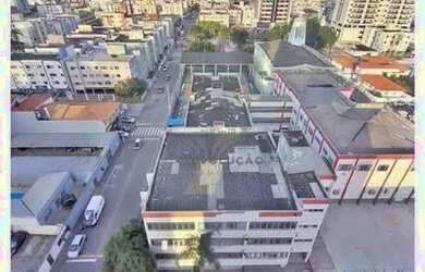 Imagem: O apartamento possui 3 Dormitórios, 1 Banheiro, 1 Vaga na garagem