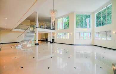 Imagem 6: Casa para venda e locação por R$12.000.000,00 ou R$ 42.000,00/mês em...