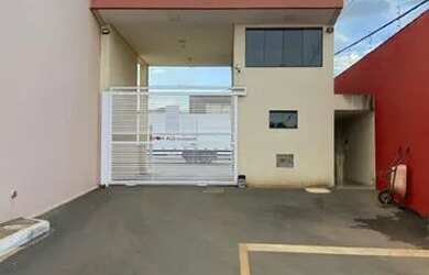 Imagem: A casa em condomínio à venda possui 4 Dormitórios, 4 Banheiros