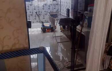 Imagem: A casa em condomínio possui 3 Dormitórios, 2 Banheiros, 1