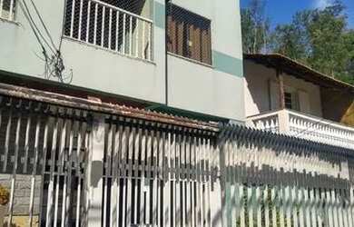 Imagem: O apartamento possui 3 Dormitórios, 1 Banheiro, 1 Vaga na garagem