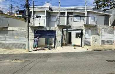 Imagem: A casa possui 2 Dormitórios, 2 Banheiros, 1 Vaga na garagem