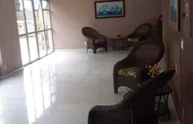 Imagem: O apartamento possui 1 Dormitório, 1 Banheiro, 1 Vaga na garagem