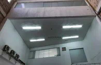 Imagem: O depósito possui 500m² de Área e está localizado em Vila