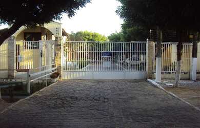 Imagem: A casa possui 2 Dormitórios, 3 Banheiros, 65m² de Área e