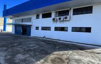 Imagem: O depósito possui 5 Vagas na garagem, 2.310m² de Área e