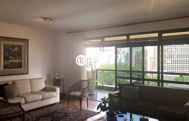 Imagem: O apartamento possui 4 Dormitórios, 5 Banheiros, 3 Vagas na