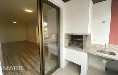 Imagem: O apartamento possui 3 Dormitórios, 2 Banheiros, 2 Vagas na