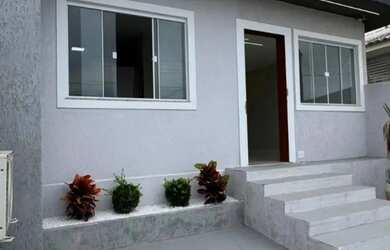 Imagem: A casa possui 2 Dormitórios, 1 Banheiro, 1 Vaga na garagem