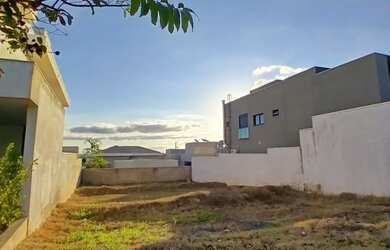 Imagem: O terreno possui 447m² de Área e está localizado em Nucleo